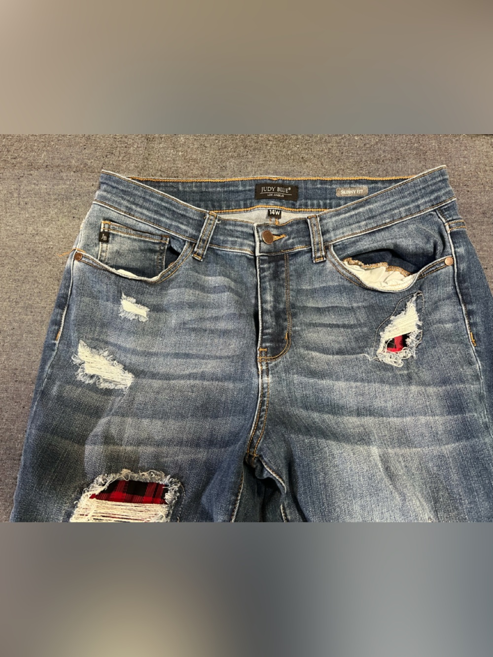 Judy Blue Women's Blue Skinny Jeans with Red Plaid Patch Detail - Picture 4 of 4